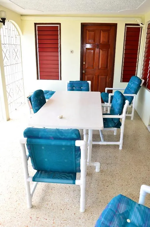 ***** Bed & Breakfast Castlevue B&B Montego Bay Jamajka